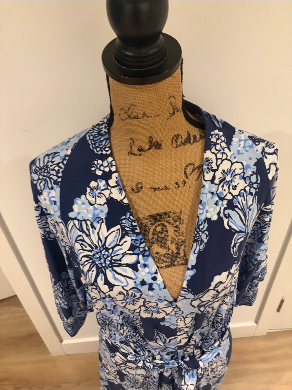 Lilly Pulitzer Wisteria elbow sleeve Maxi Dress in Low Tide Navy Bouquet all Day - Picture 5 of 13